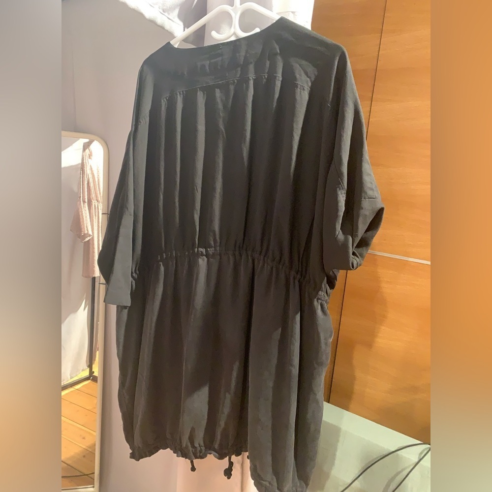 Women's Black dress - Picture 3 of 3